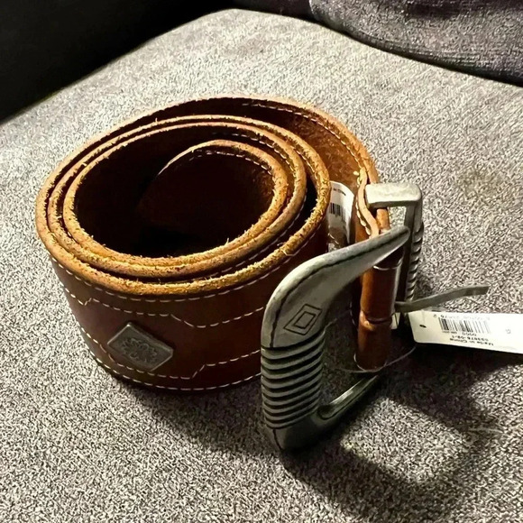 Banana Republic Accessories - Banana republic leather belt NWT size xs